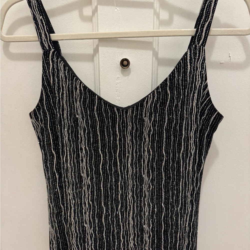 🏷️3/$20- Vintage Black and Silver Glitter Sleeveless Top